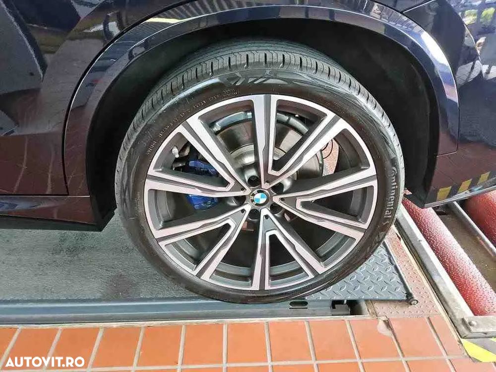 BMW X5 xDrive40d AT MHEV - 11