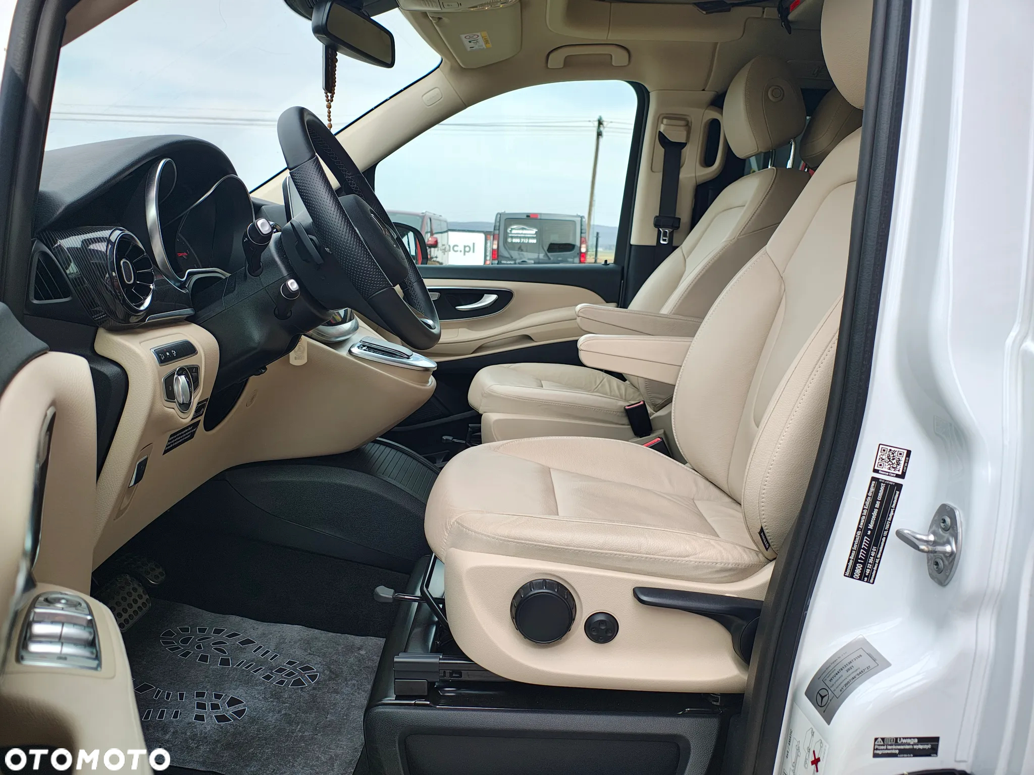 Mercedes-Benz Klasa V 250 d 4-Matic Exclusive 9G-Tronic (d³ugi) - 20