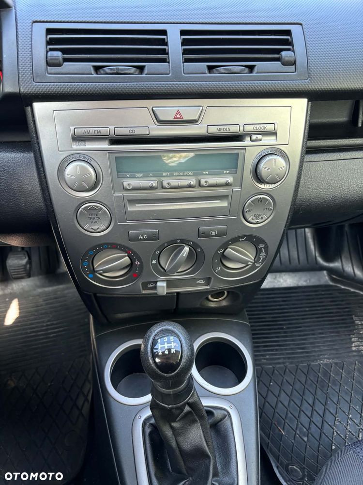 Mazda 2 1.4l Active - 6