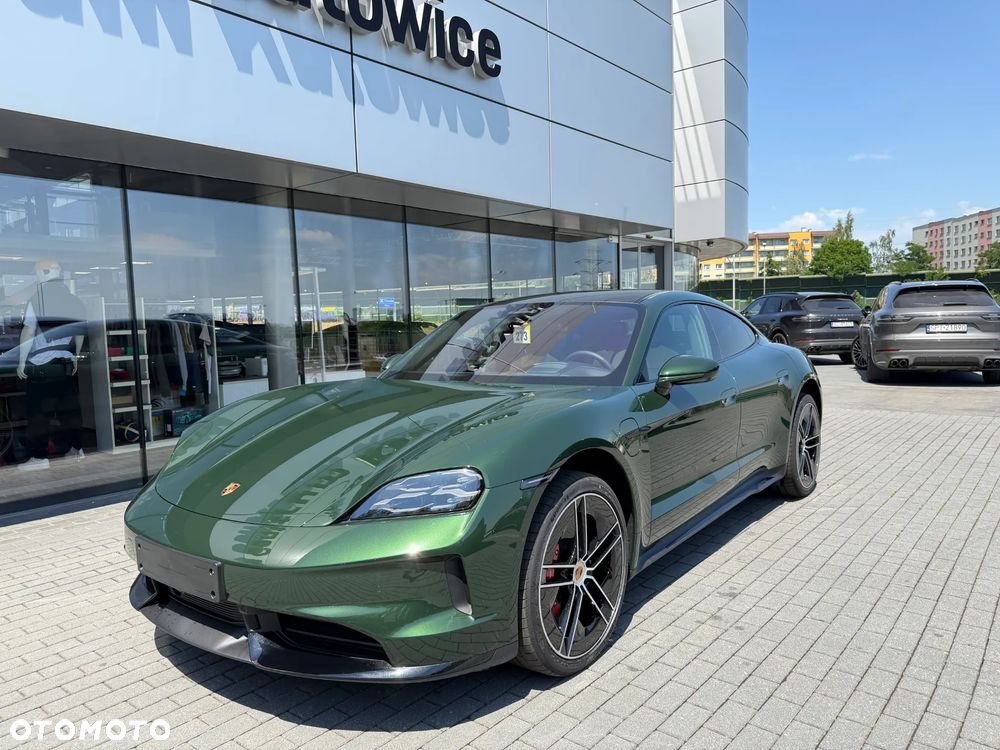 Porsche Taycan 105kWh GTS - 2