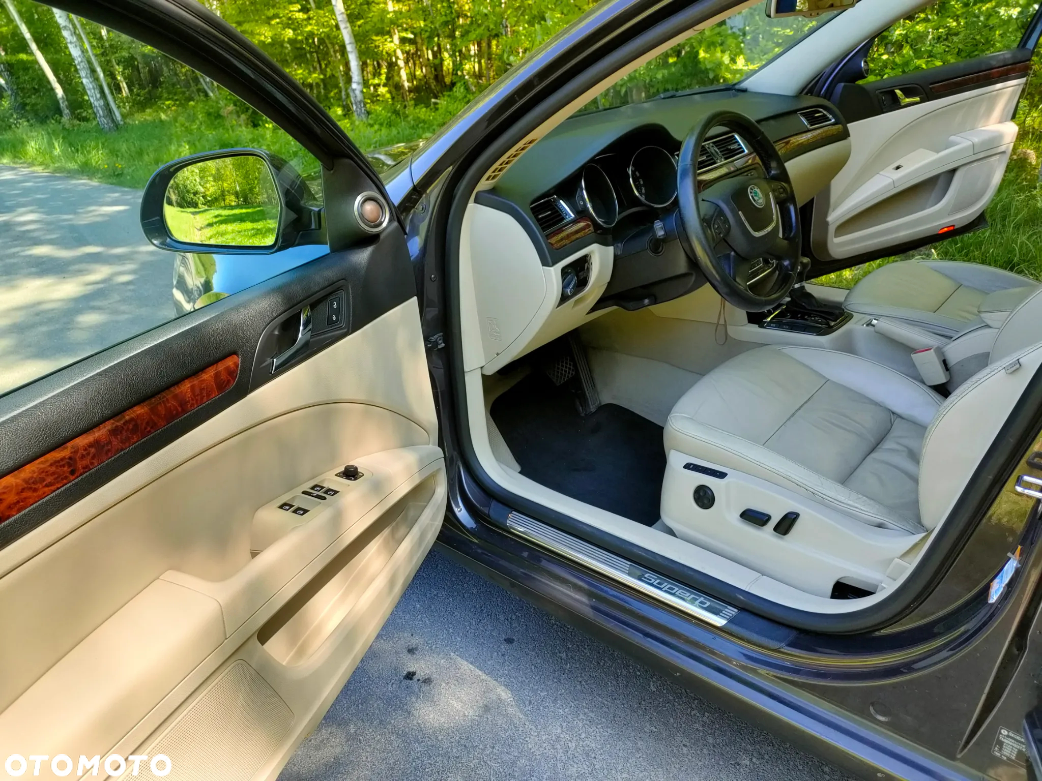 Skoda Superb 2.0 TSI Elegance DSG - 11