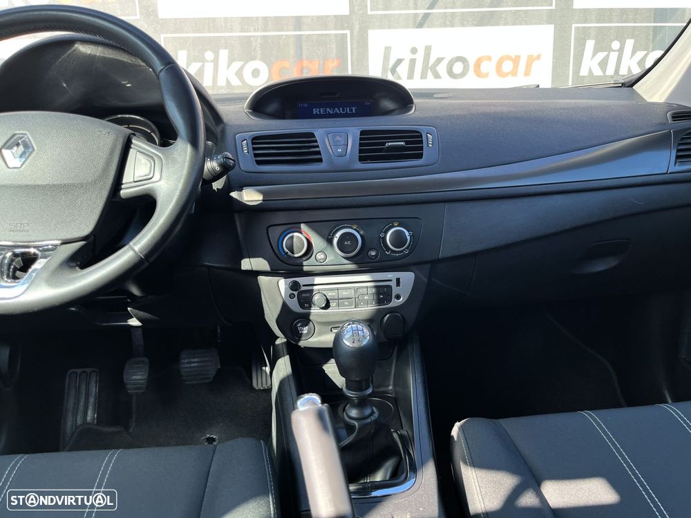 Renault Mégane 1.5 dCi Confort SS - 21