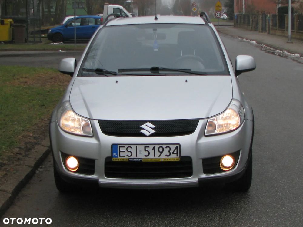 Suzuki SX4 1.6 VVT 4x2 Comfort - 2