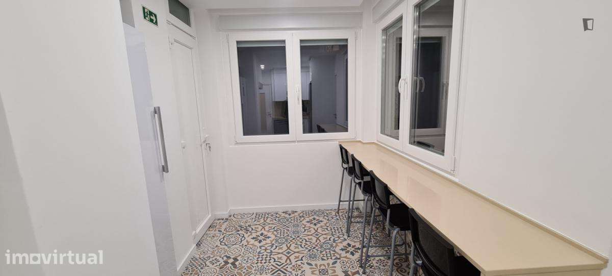 Quarto - localizado em Alameda Lisbon - Grande imagem: 5/14