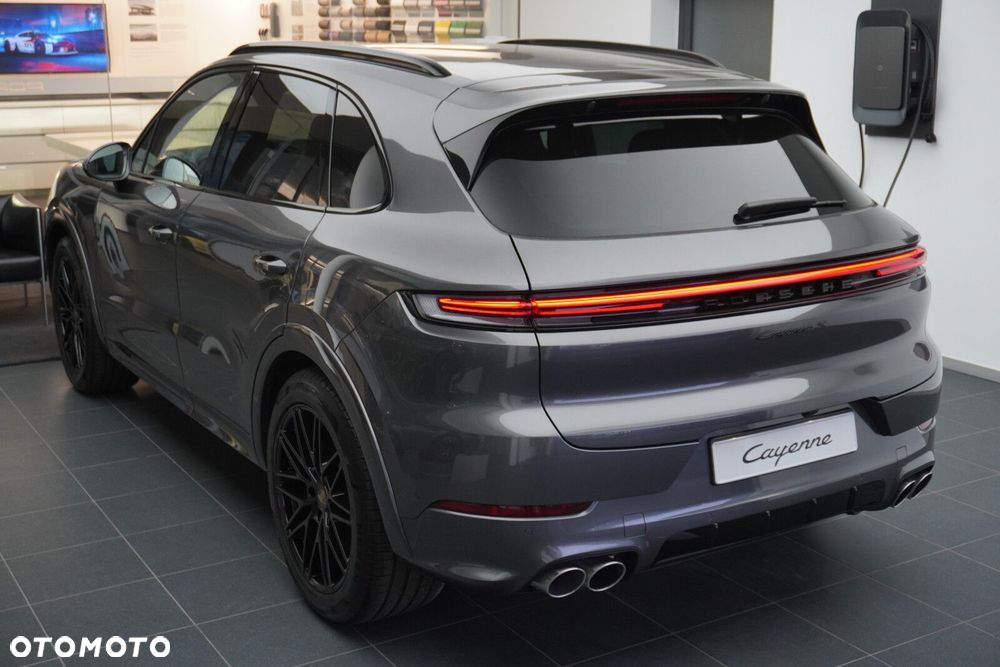 Porsche Cayenne S - 13