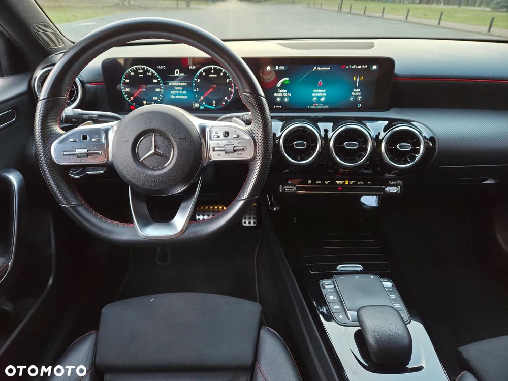 Mercedes-Benz Klasa A 180 AMG Line 7G-DCT - 21