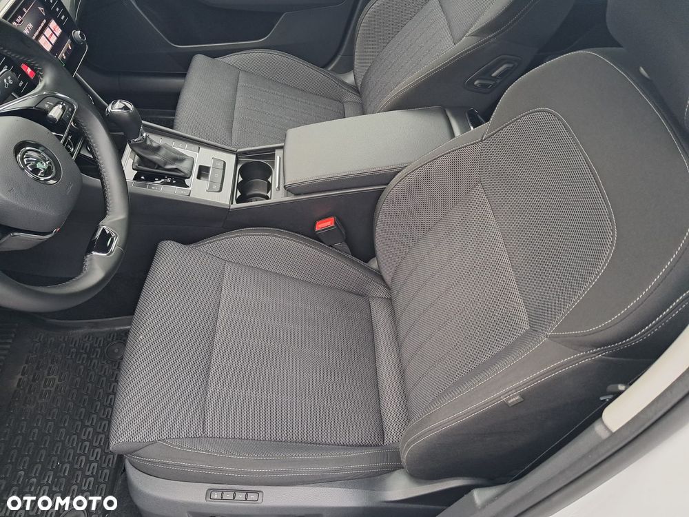 Skoda Superb 2.0 TSI Style DSG - 19