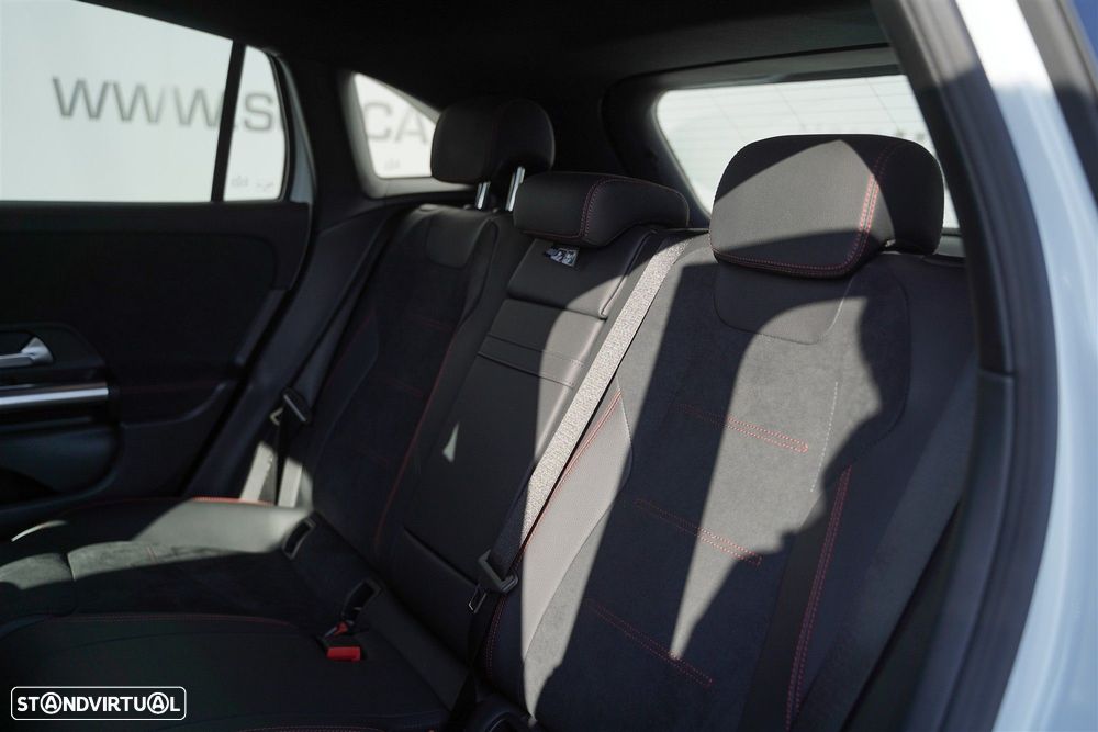 Mercedes-Benz EQA 250 AMG Line - 13