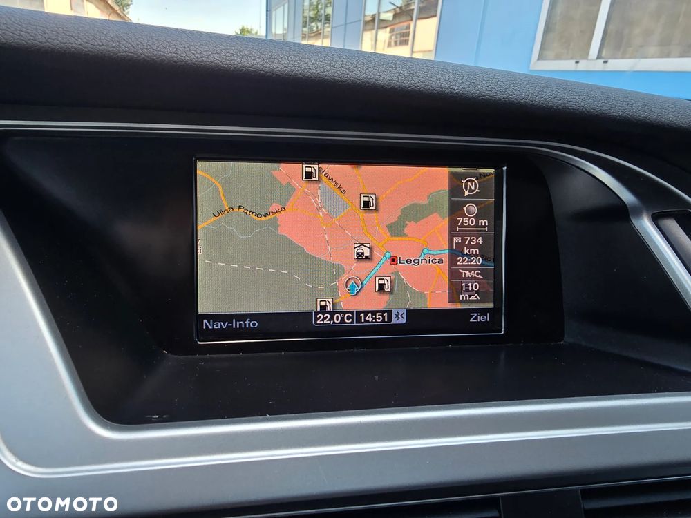 Audi A4 Limousine 2.0 TDI DPF S line Sportpaket - 6