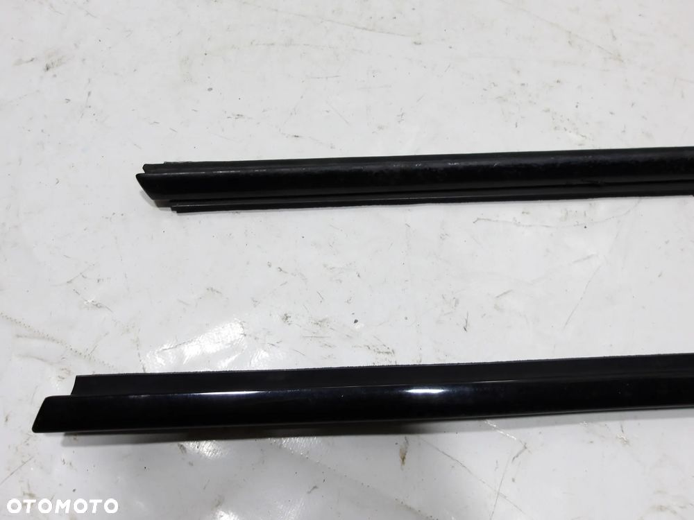 LISTWA ZGARNIAJĄCA LEWA PRAWA BMW E82 E88 M-PAKIET SHADOWLINE F-VAT - 2