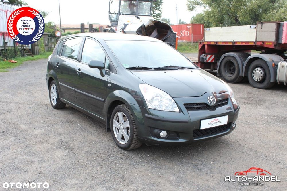 Toyota Corolla Verso - 1