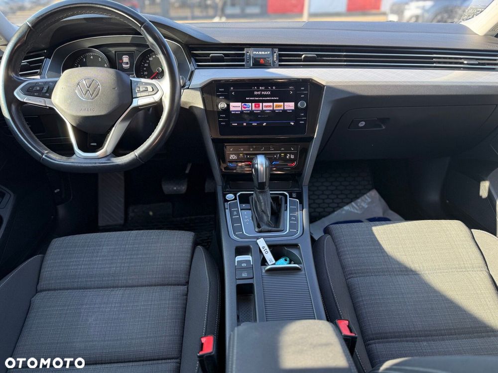 Volkswagen Passat 2.0 TSI Business DSG - 19
