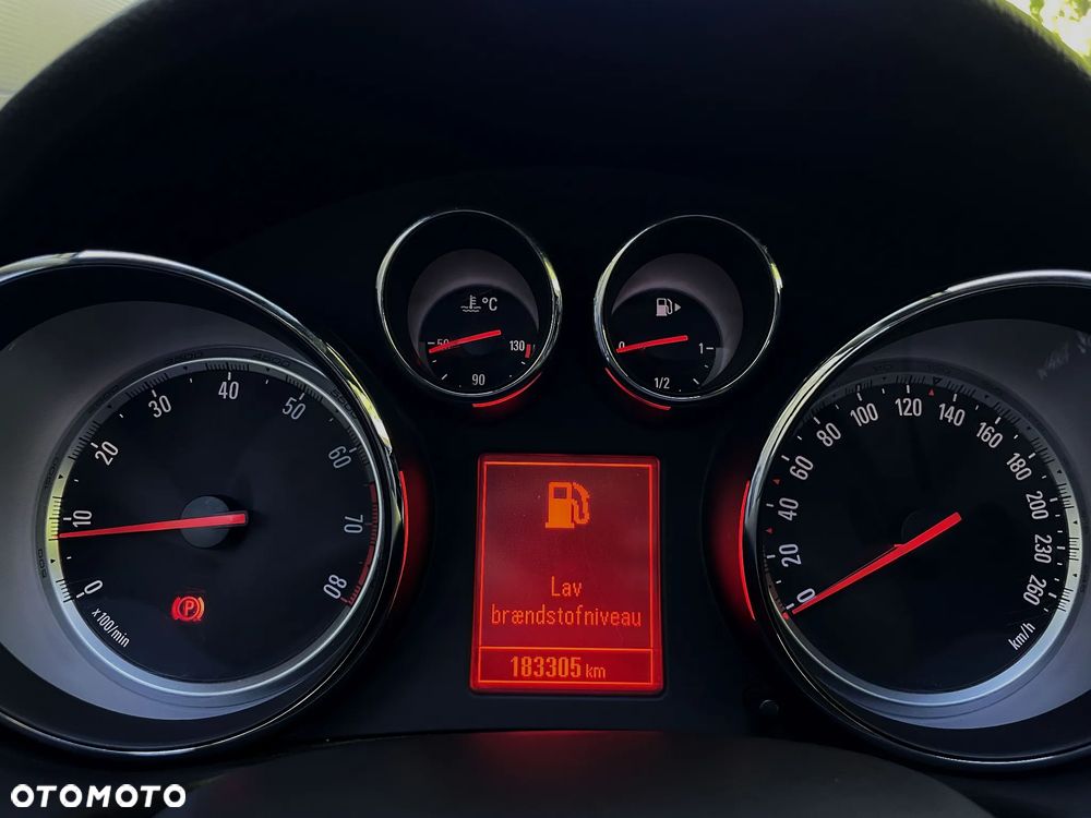 Opel Insignia 2.0 T Sport 4x4 - 21