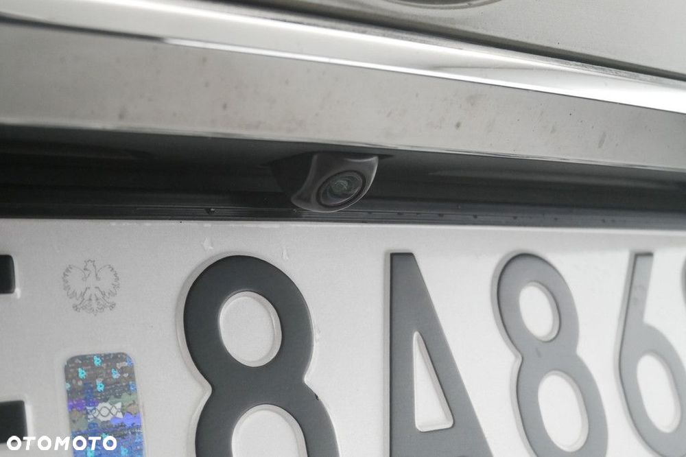 Toyota Corolla 1.8 Hybrid Executive - 17