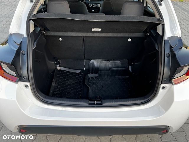 Toyota Yaris - 19