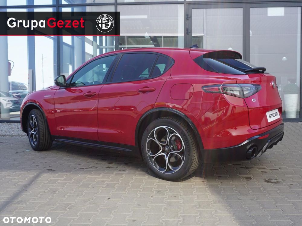 Alfa Romeo Stelvio - 2
