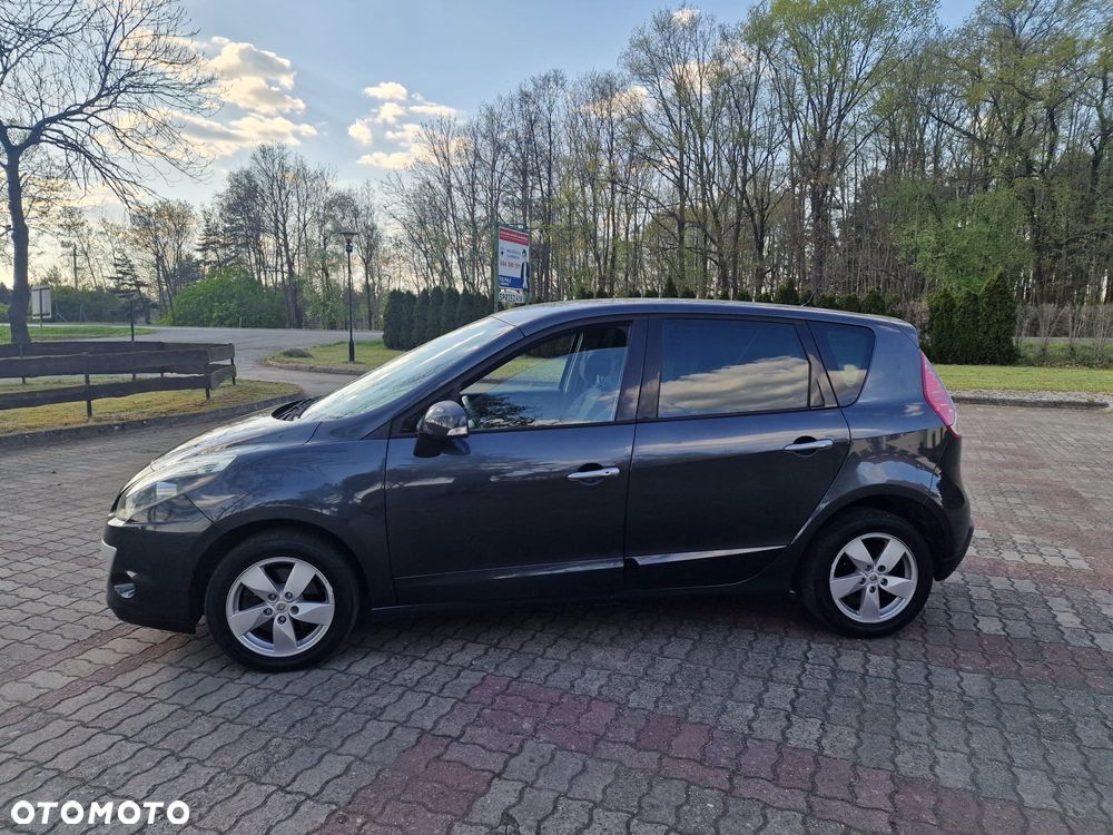 Renault Scenic 1.6 16V Luxe Expression - 5
