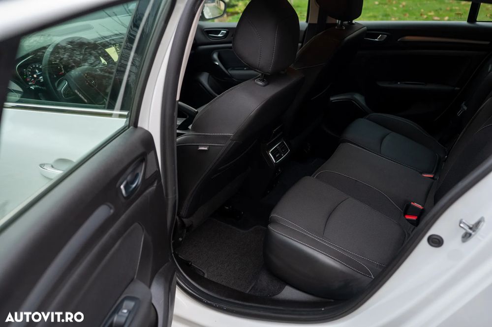 Renault Megane BLUE dCi 115 BUSINESS EDITION - 27