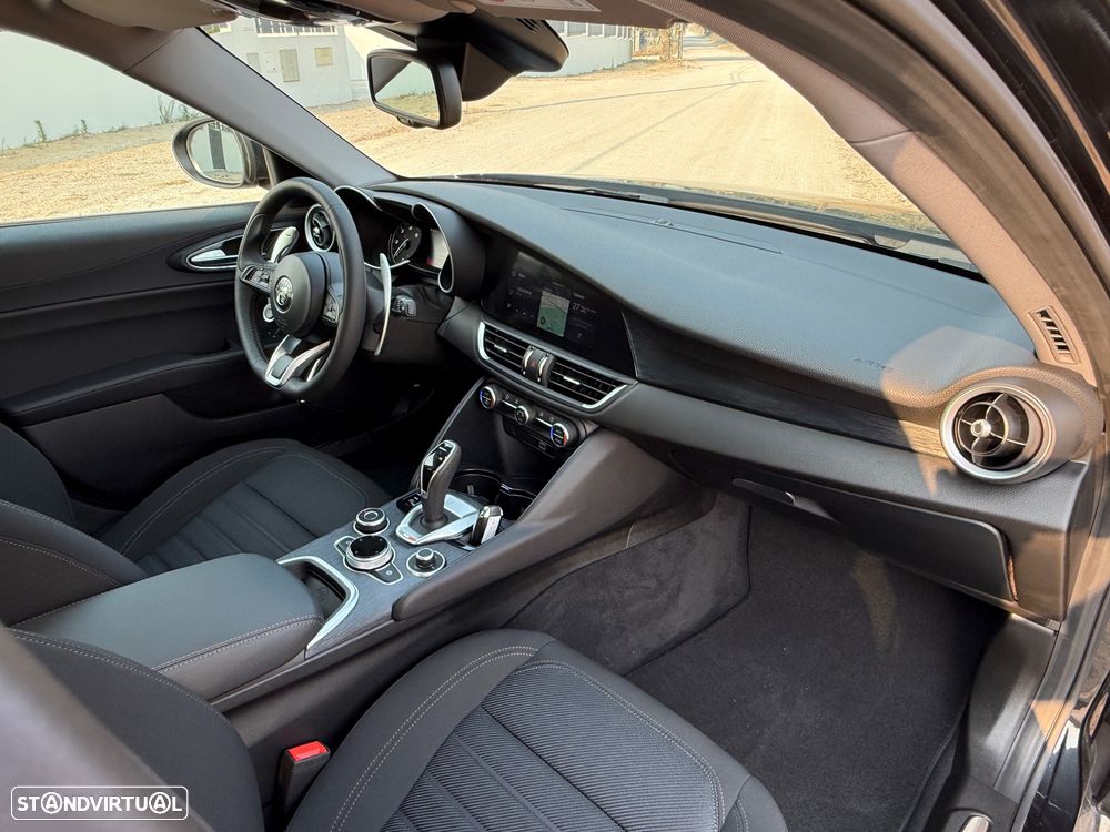 Alfa Romeo Giulia 2.2 D Super AT8 - 8