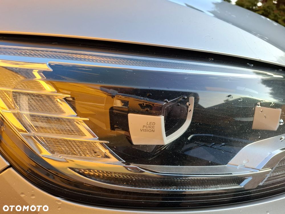 Renault Grand Scenic - 4