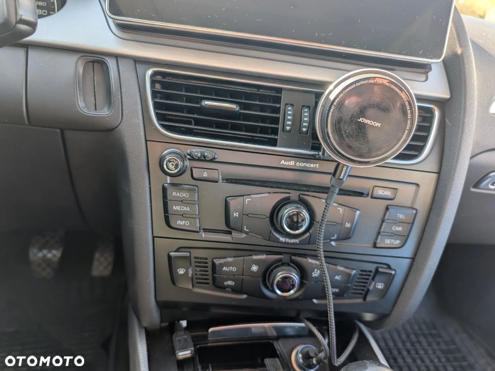 Audi A4 Avant 2011 photo 4