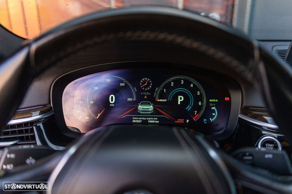 BMW 530 e iPerformance Line Luxury - 25