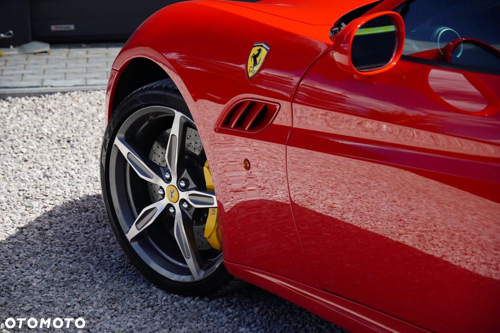 Ferrari California - 21