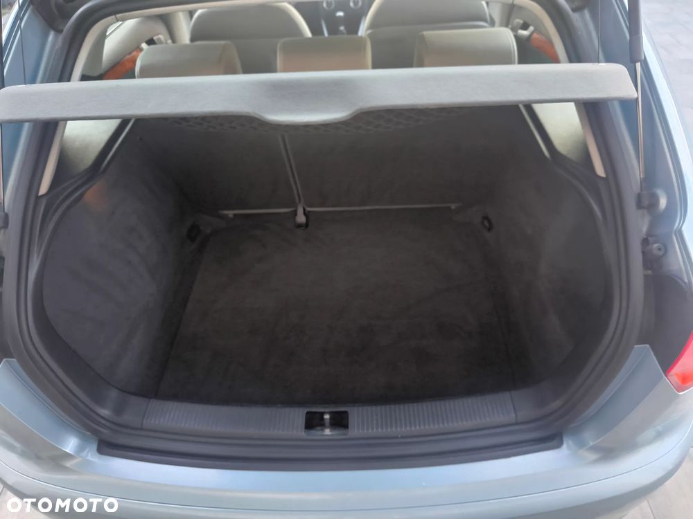 Audi A3 Sportback 1.6 FSI Ambiente - 12