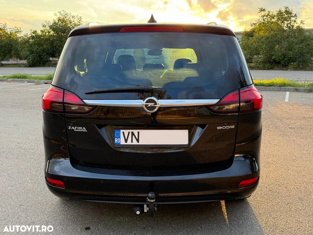 Opel Zafira Tourer 1.6 CDTI ECOTEC Start/Stop Cosmo - 24