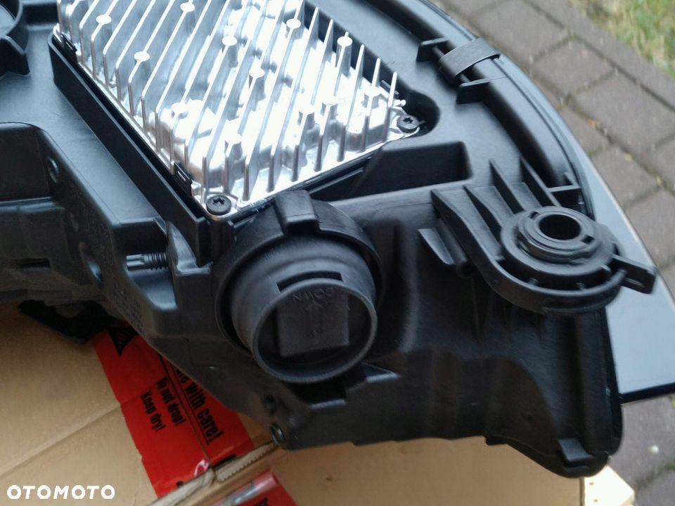 Lampy Oryg. Audi A4 B9 Full Led Matrix Europa PL - 8