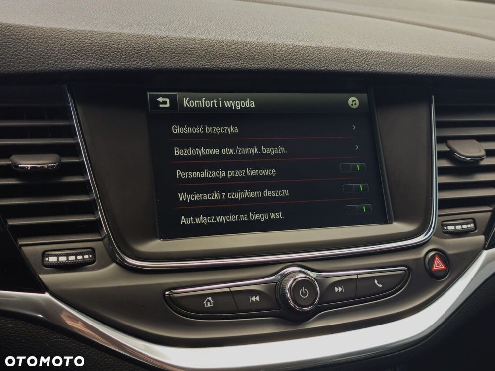 Opel Astra 1.6 T Elite S&S - 20