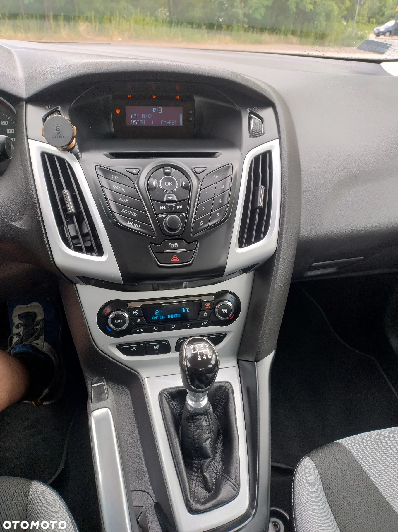 Ford Focus - 9