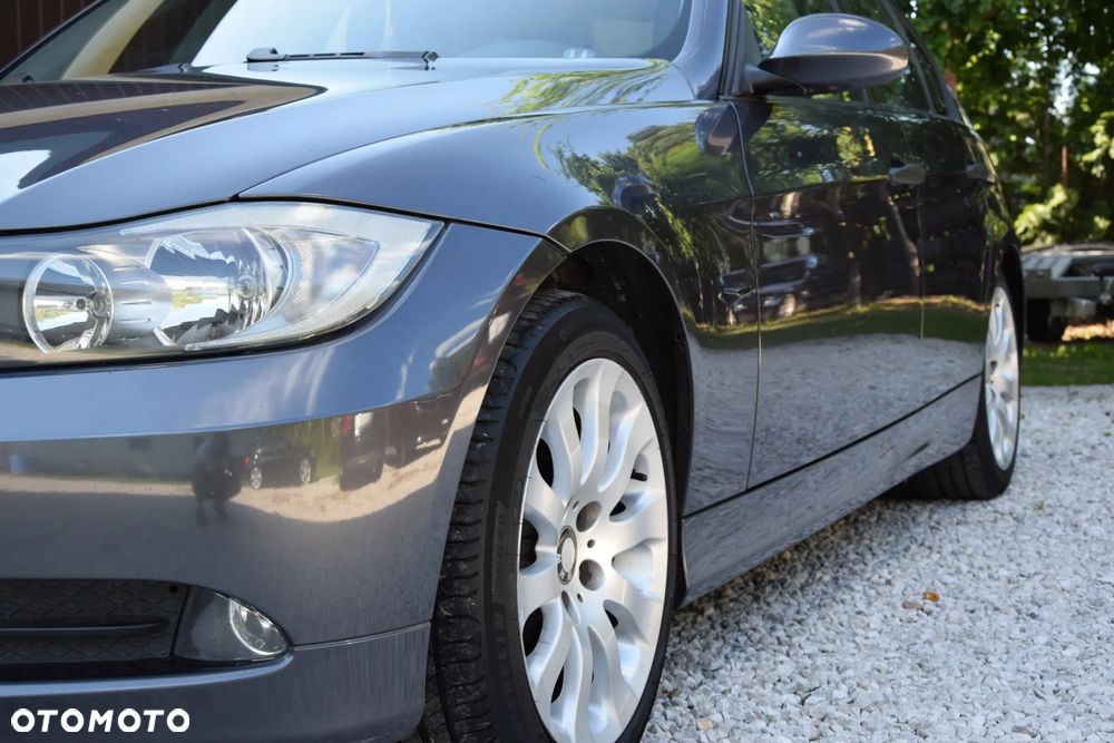 BMW Seria 3 - 10