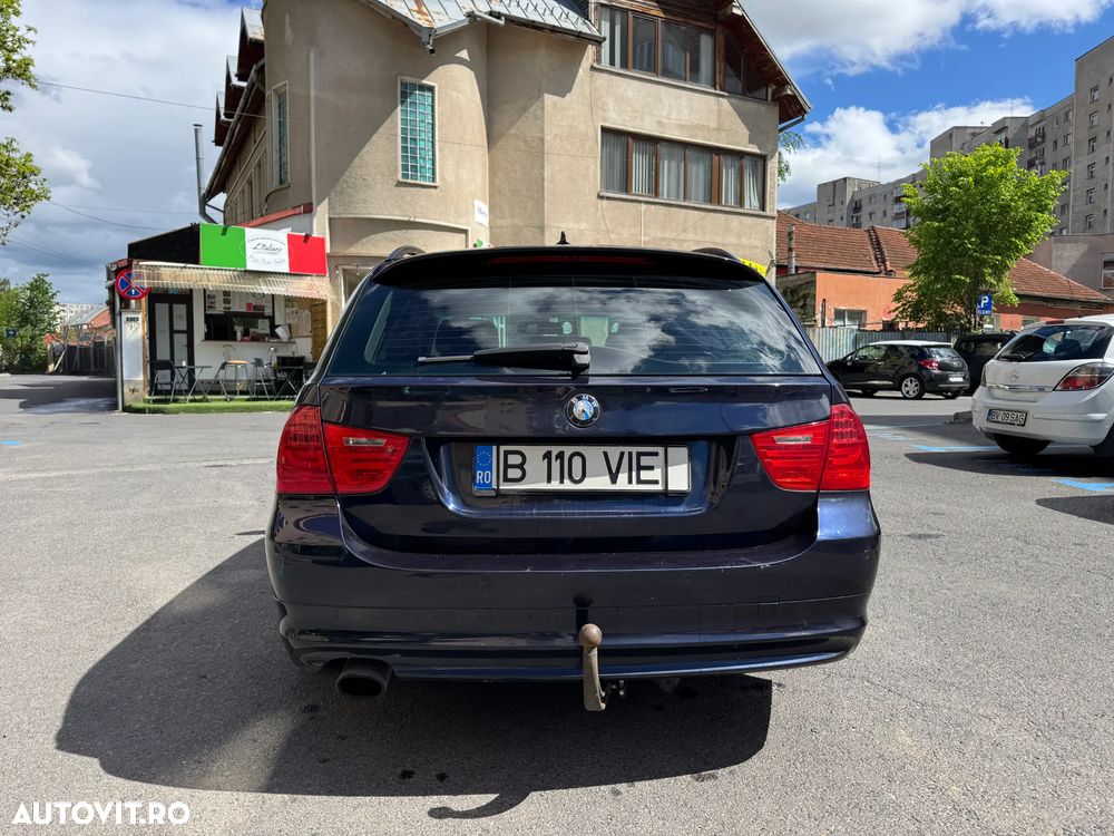 BMW Seria 3 320d - 12