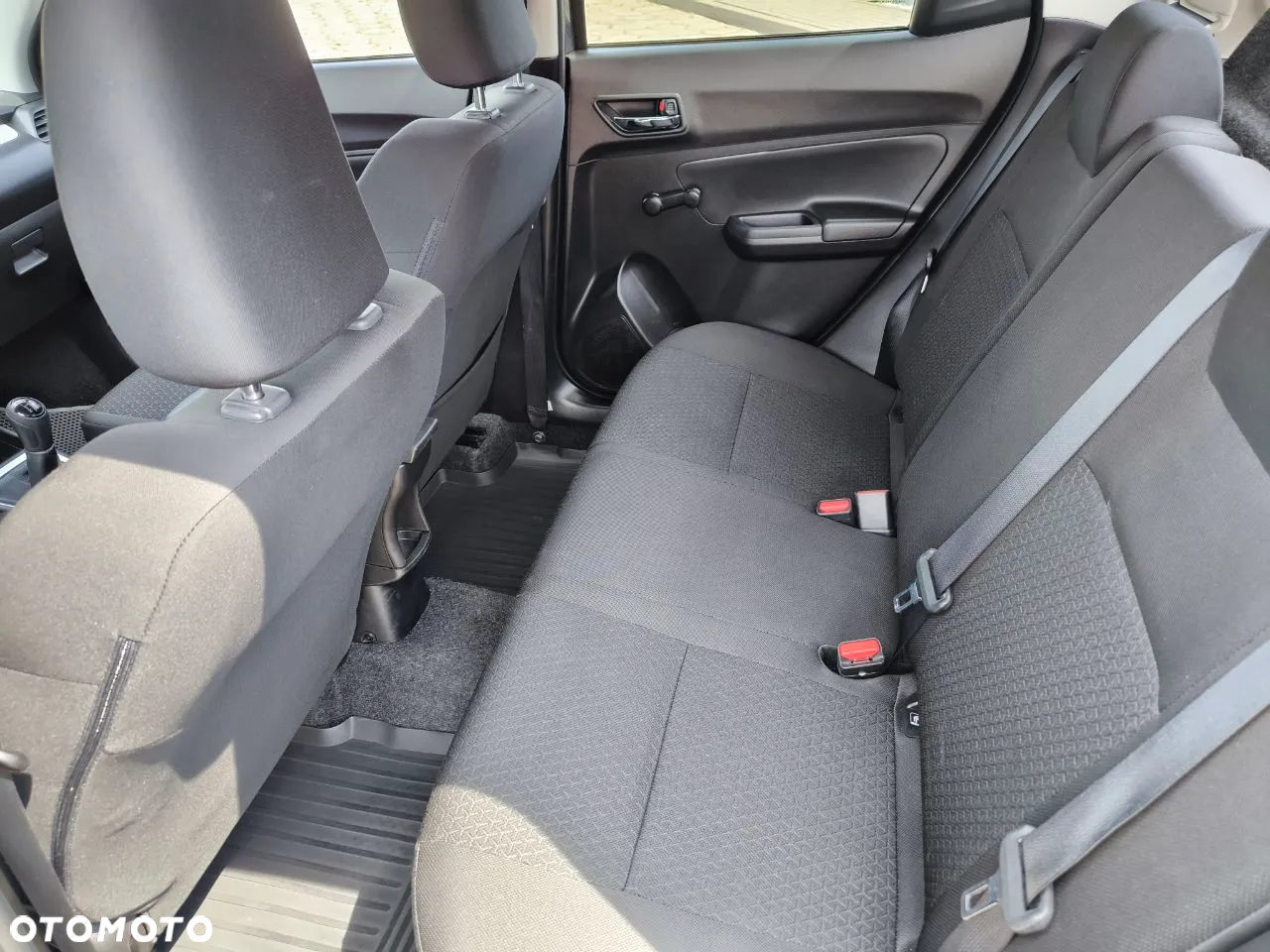 Suzuki Swift 1.2 Premium - 20