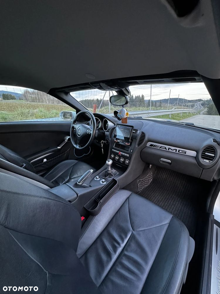 Mercedes-Benz SLK 350 - 21