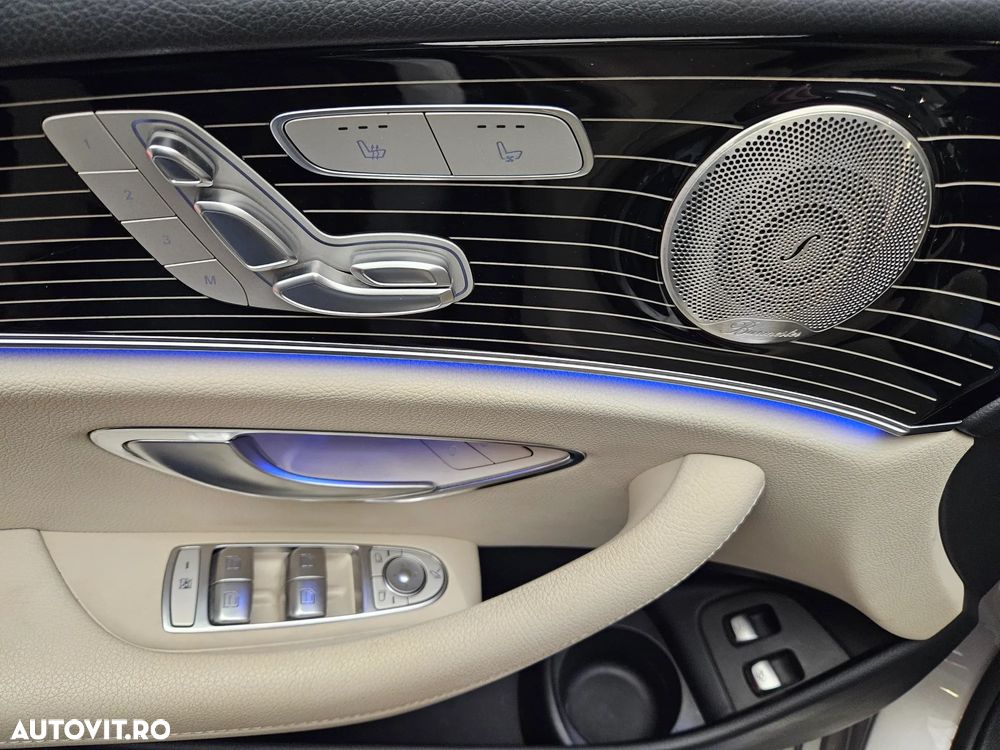 Mercedes-Benz E 300 4MATIC Aut. - 21