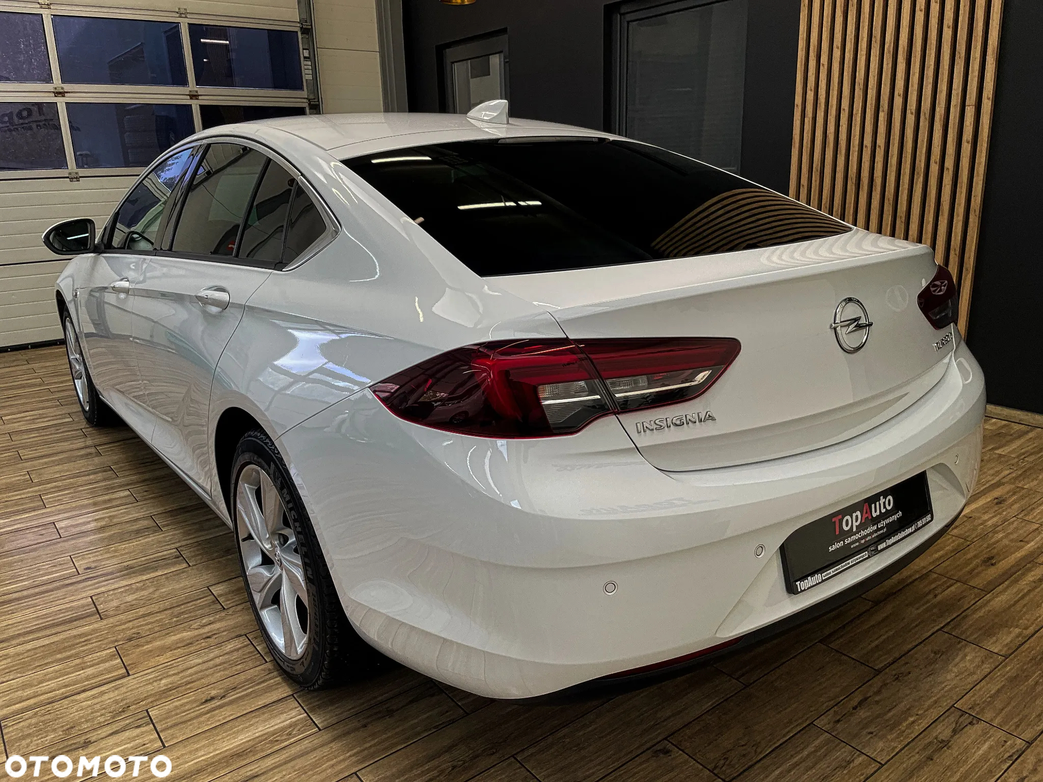 Opel Insignia 1.6 CDTI Enjoy S&S Eco - 9