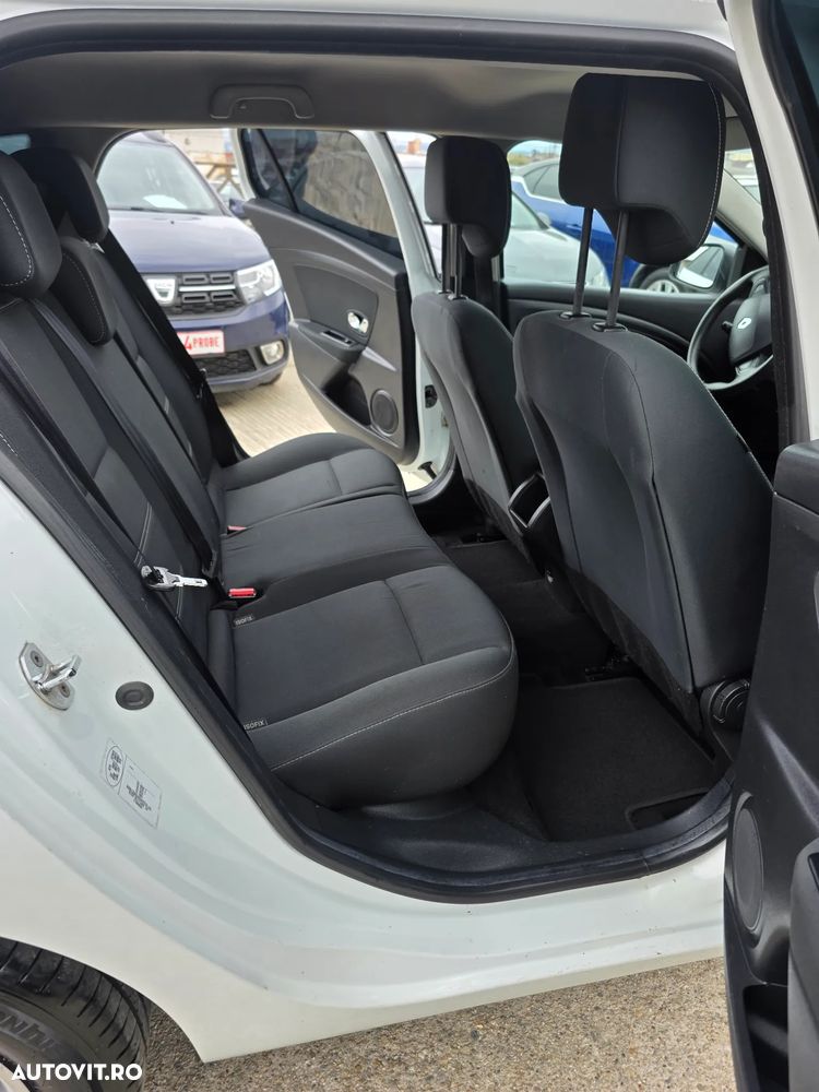 Renault Megane dCi 110 FAP LIMITED - 11