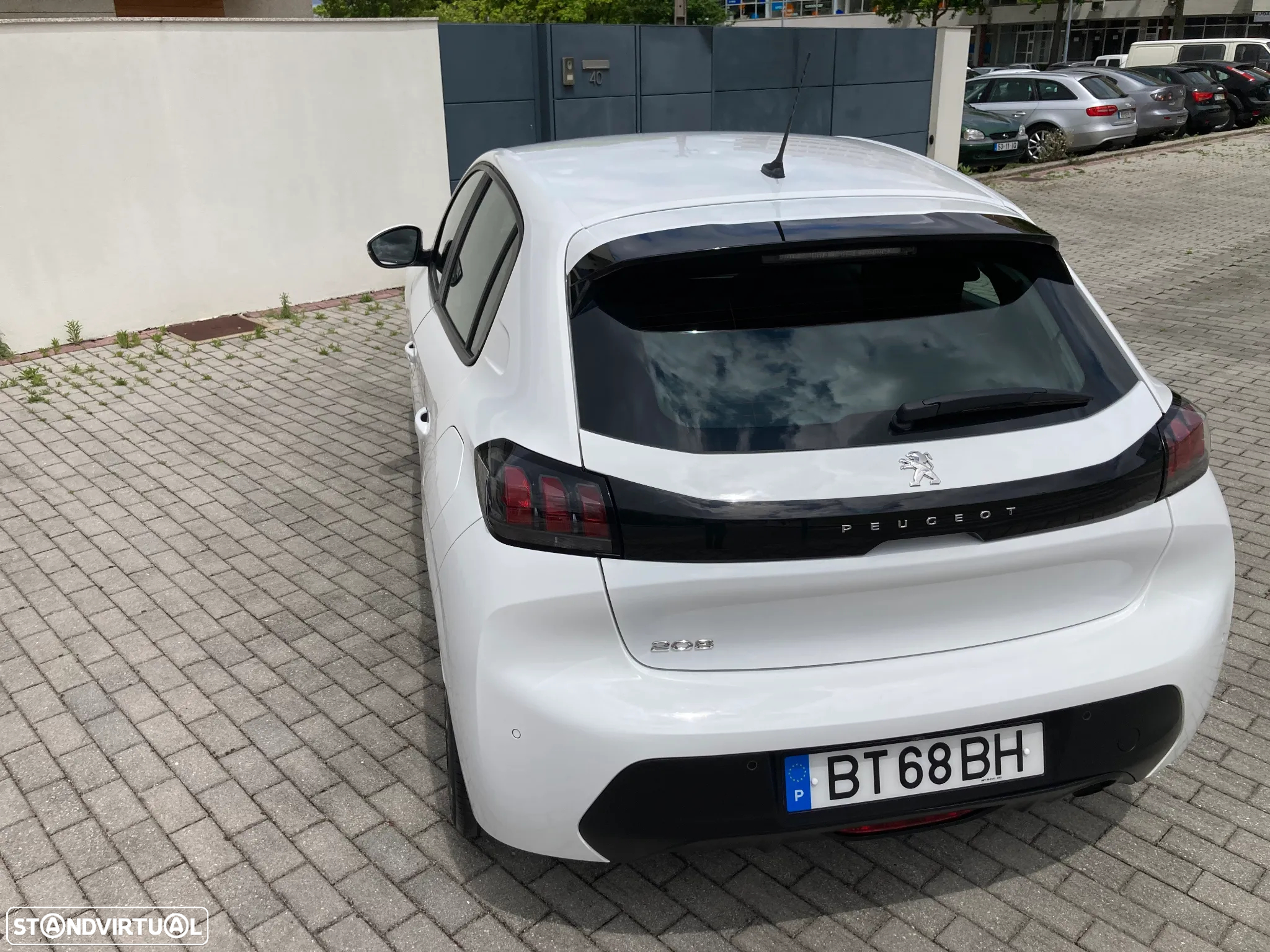 Peugeot 208 1.2 PureTech Active Pack - 4