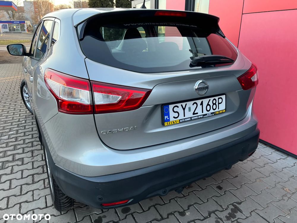 Nissan Qashqai 1.2 DIG-T TEKNA+ - 8