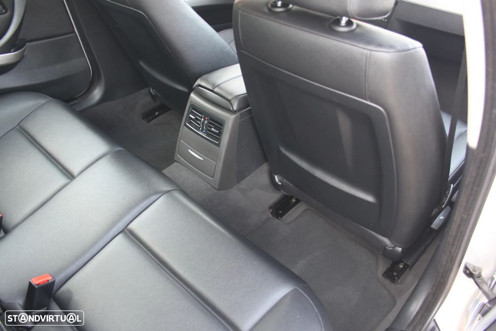 BMW 320 d Exclusive - 27