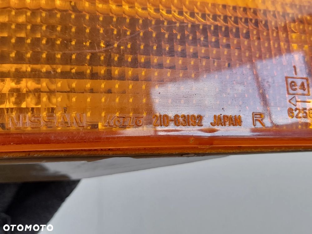 Lampa kierunkowskazu prawy przód Nissan Bluebird ZX Turbo KOITO 21063192 - 5