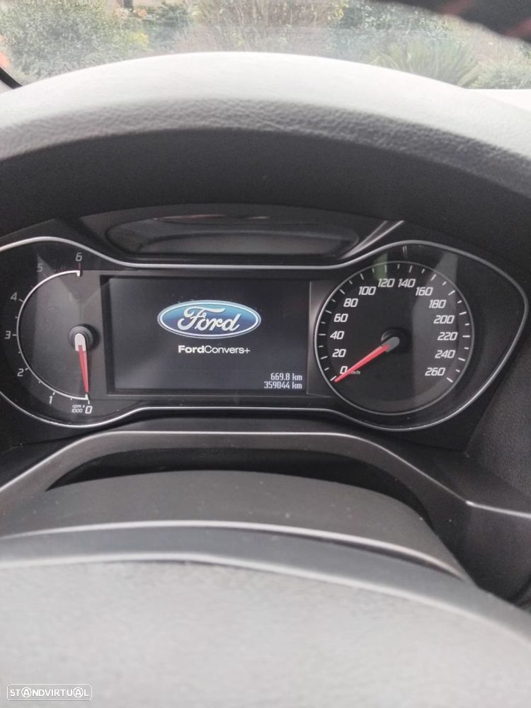 Ford S-Max 2.0 TDCi Titanium 7L - 15