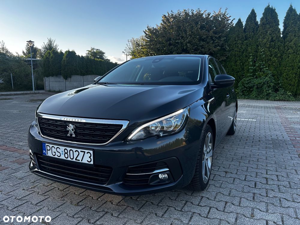 Peugeot 308 - 1