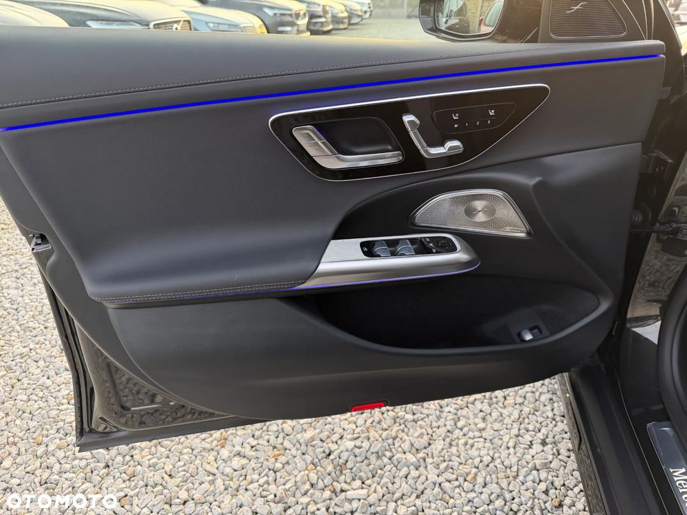 Mercedes-Benz Klasa E 300 de 4Matic 9G-TRONIC Avantgarde - 27