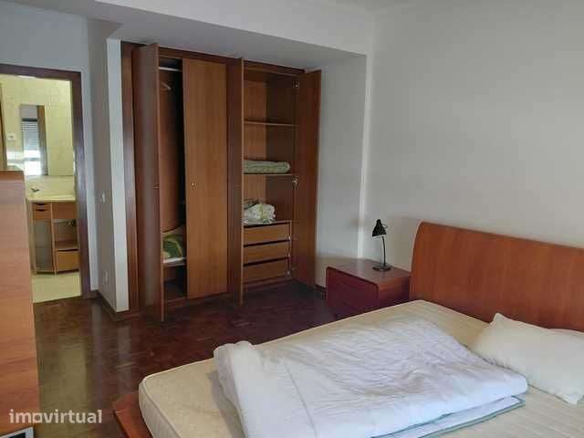 Apartamento T3 com Garagem - Grande imagem: 5/10