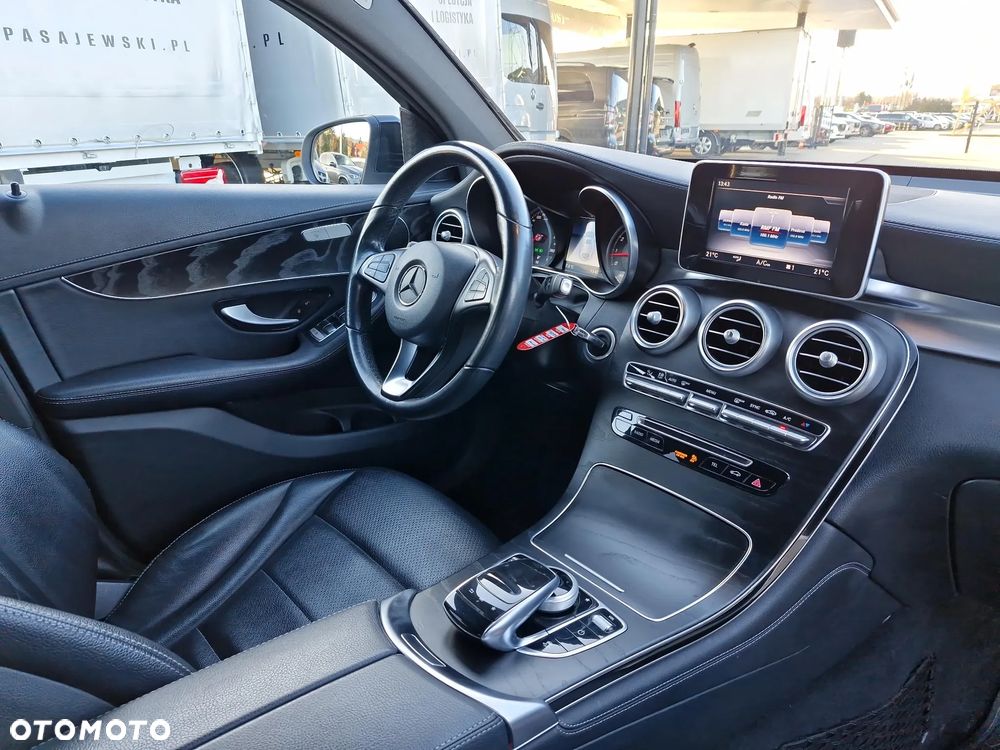 Mercedes-Benz GLC - 11