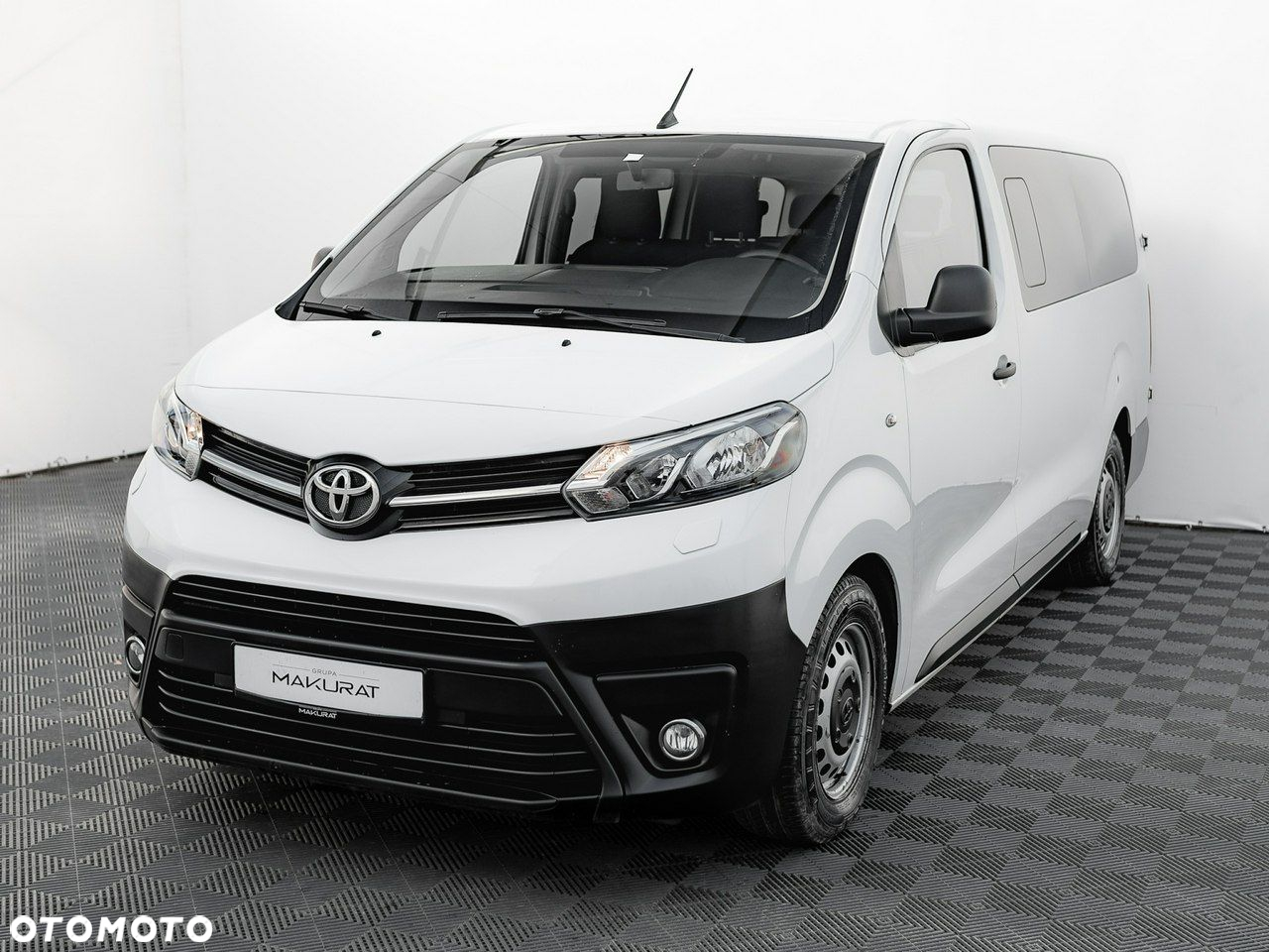 Toyota ProAce Kombi 2.0 D-4D Long 2,8t - 3