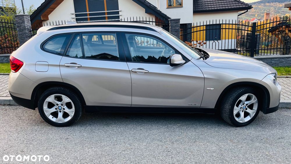 BMW X1 sDrive18d xLine - 9